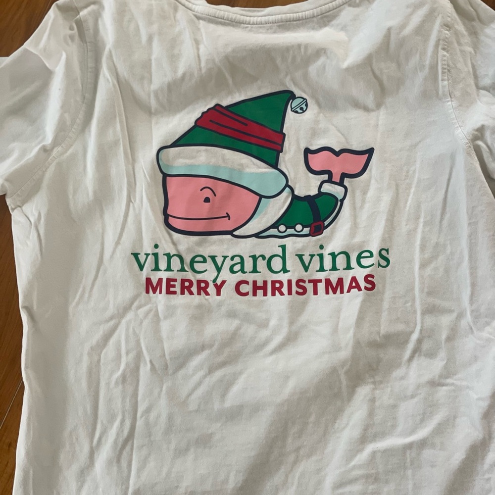 Vineyard Vines White Tee with elf
